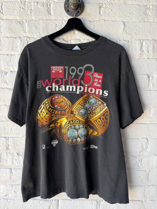 Vintage 1993 Chicago Bulls Rings Shirt Size Large