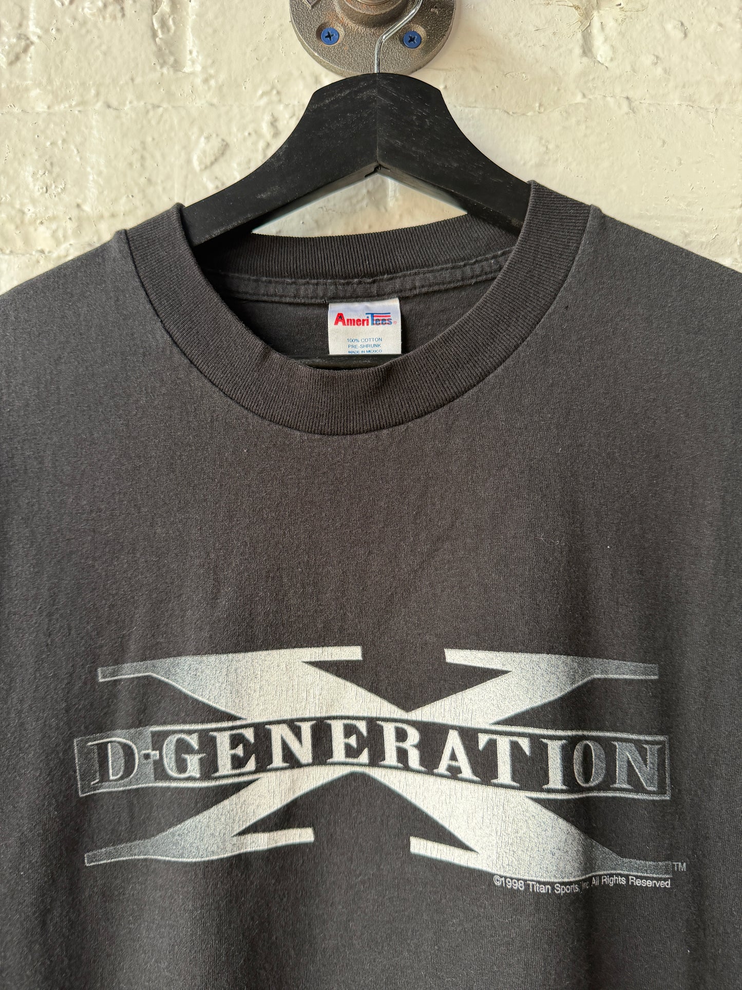Vintage 1998 D Generation X WWF Shirt Size Large