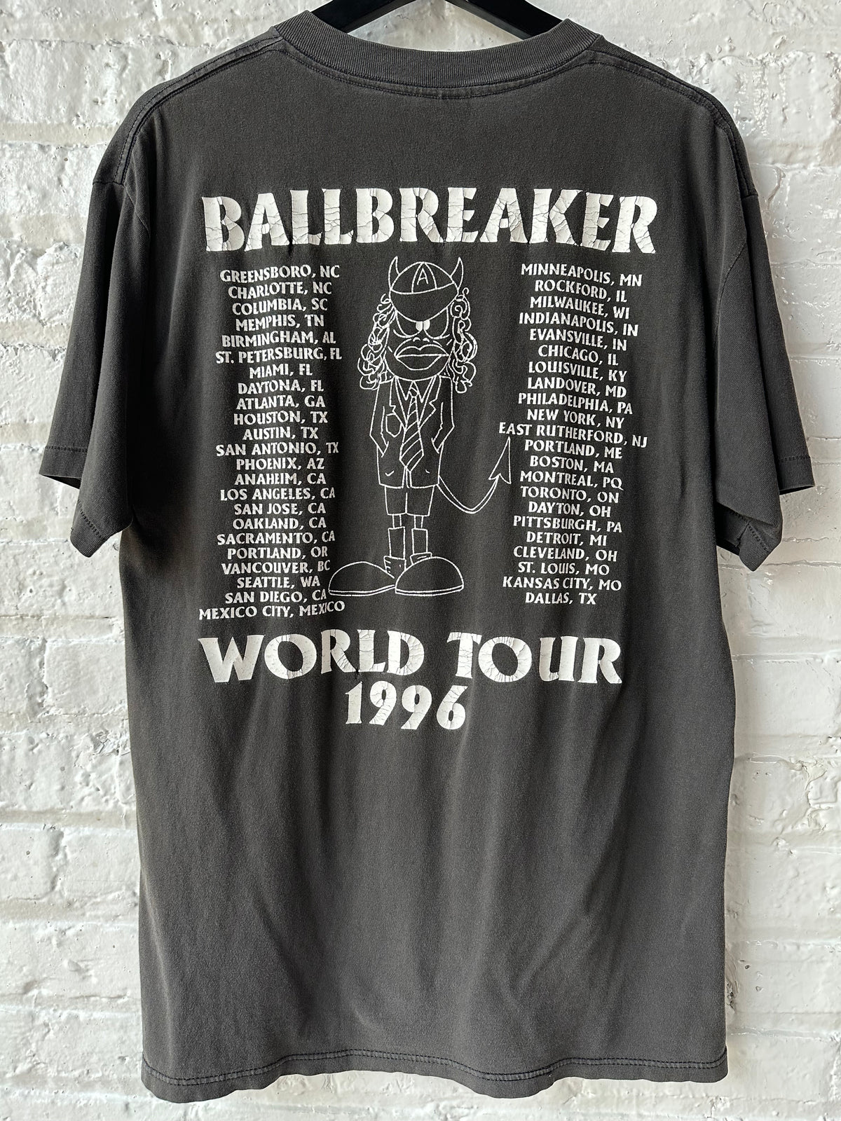 Vintage 1996 AC/DC Ballbreaker Tour Shirt Size Large
