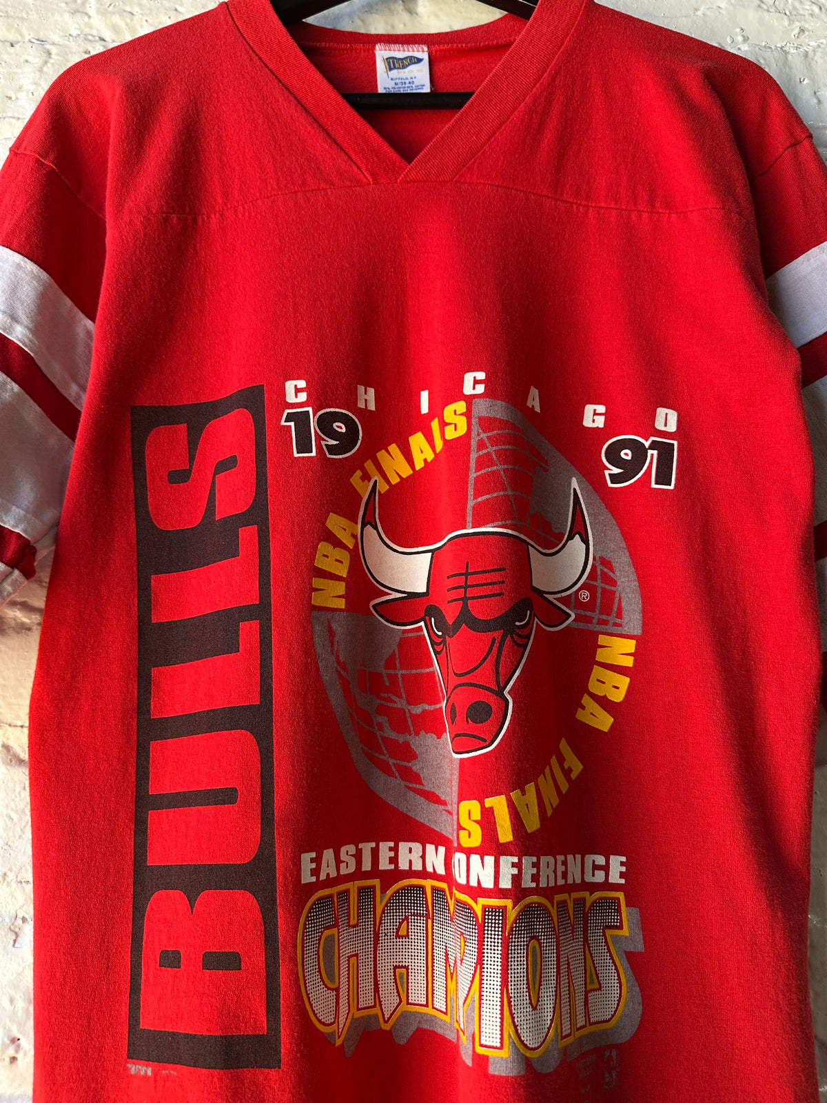 Vintage 1991 Chicago Bulls Conference Champs 3/4 Sleeve Shirt Size Medium