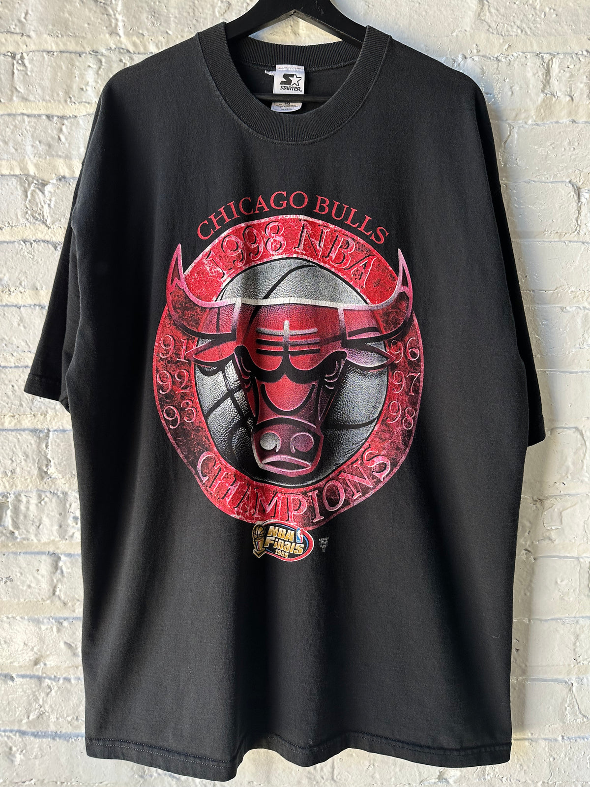 Vintage 1998 Chicago Bulls Tour Shirt Size XL