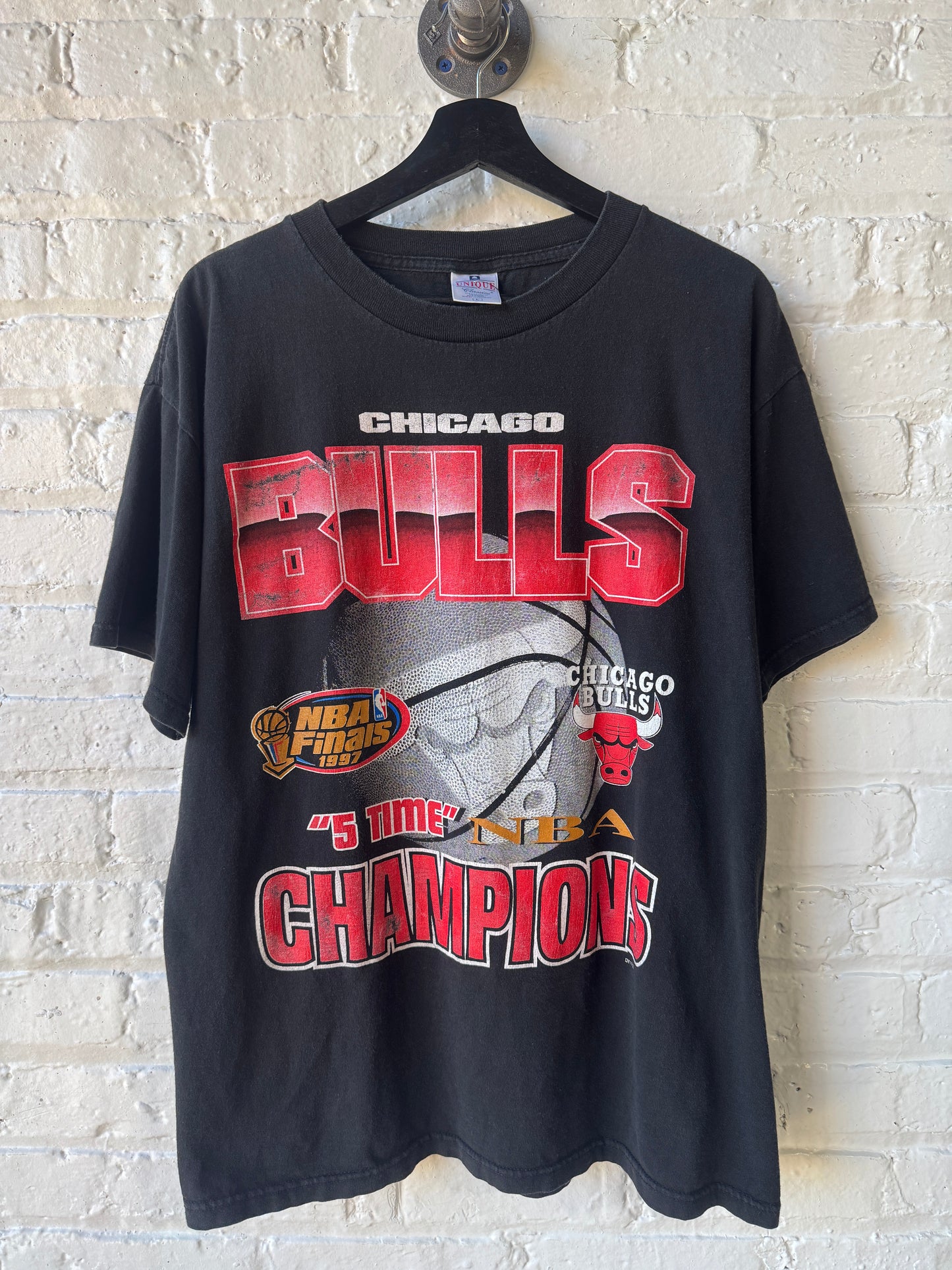 Vintage 1997 Chicago Bulls Championship Shirt Size Large