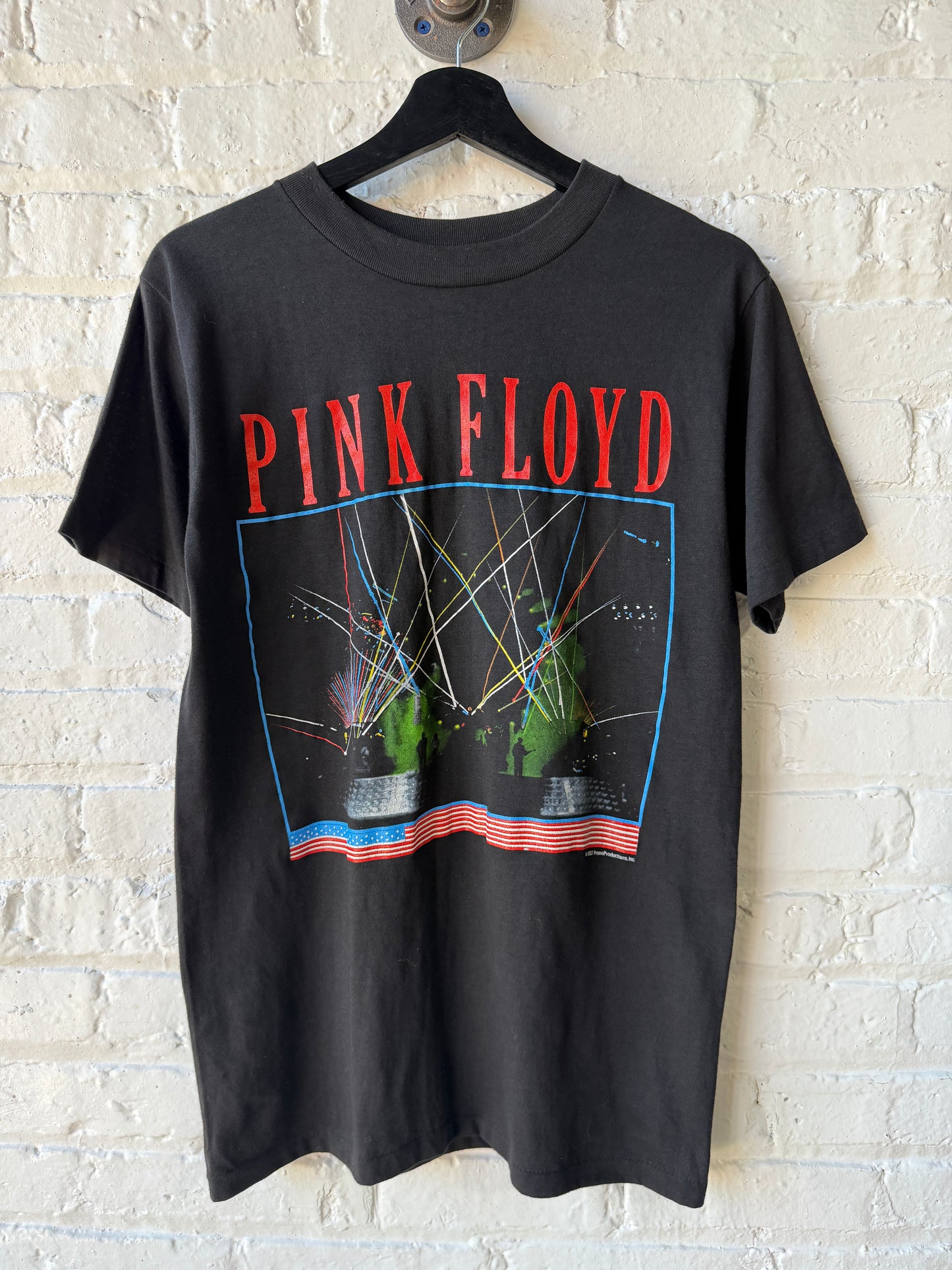 Vintage 1987 Pink Floyd Tour Shirt Size Large