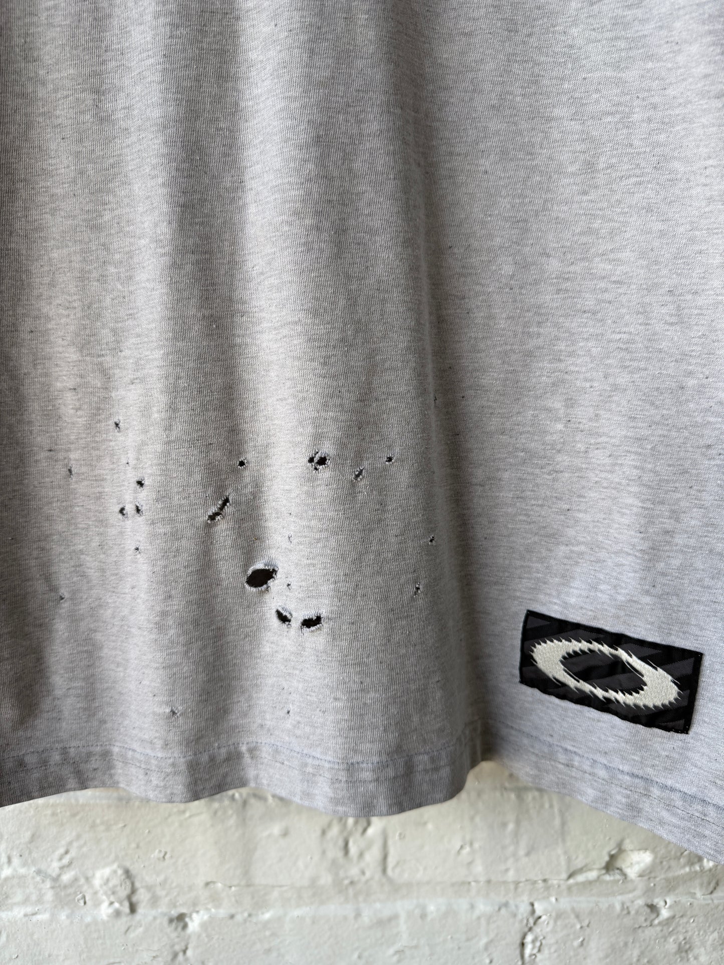 Vintage Oakley Software Thrashed Shirt Size XL